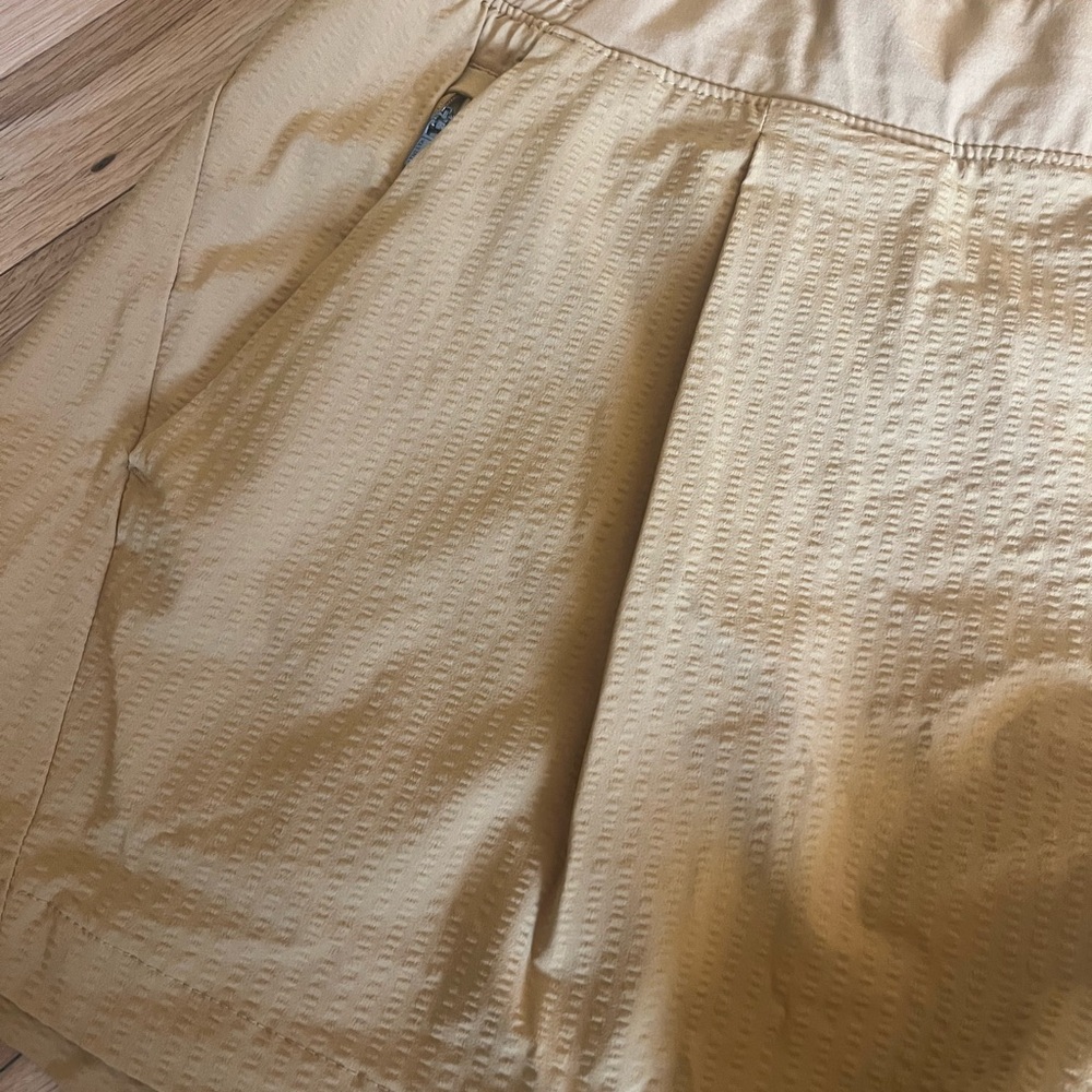 Athleta mustard yellow Size 14 Textured Brooklyn Short - Picture 3 of 9